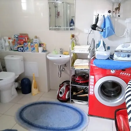 Dvory Apartment *