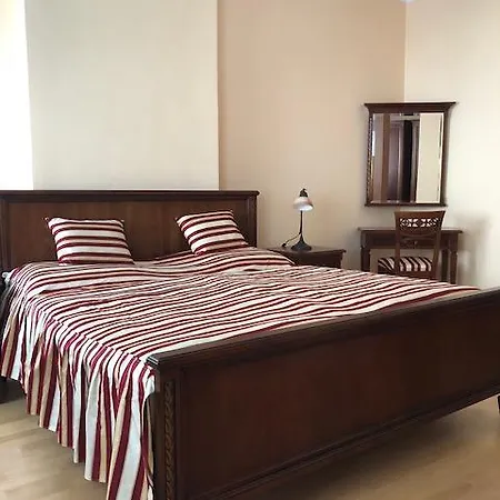 Dvory Apartman *