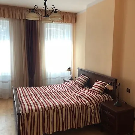 Apartment Dvory Karlovy Vary